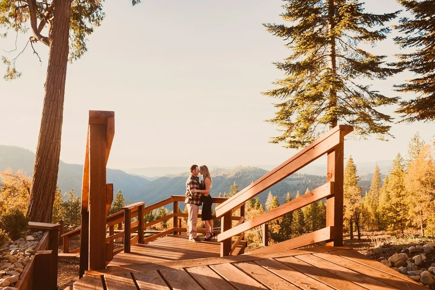 Photograph of a loving couple taken at Sugar Pine Ridge.